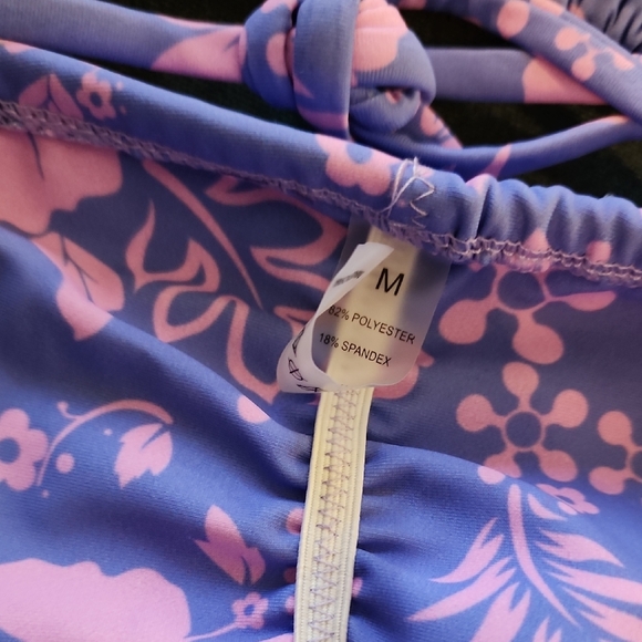 Floral Bikini Set - Purple and Pink. Size Medium - Picture 4 of 4